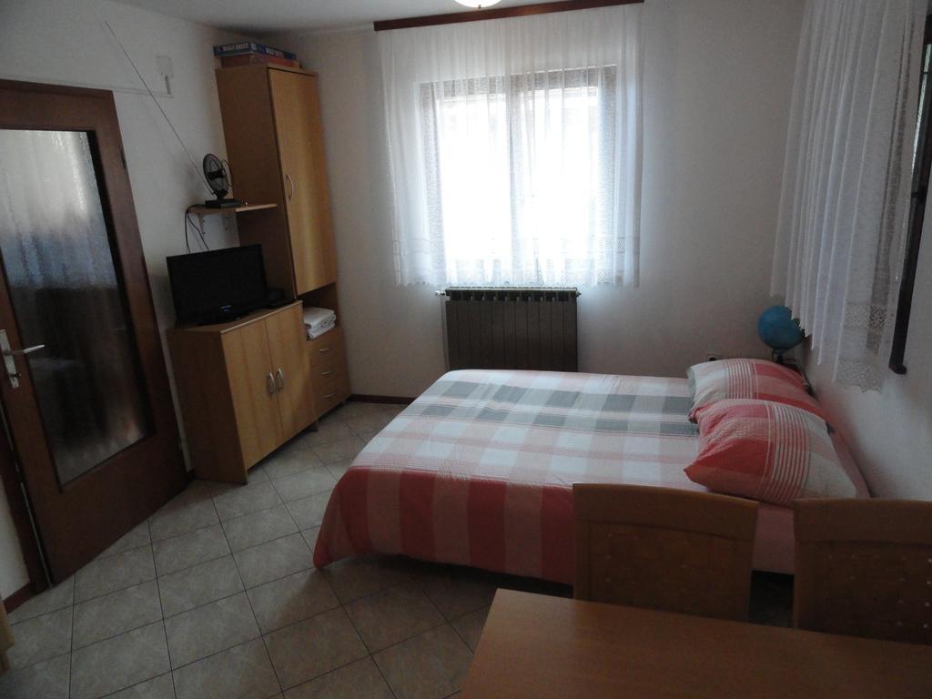 コバリードApartma Skubinアパートメント 部屋 写真